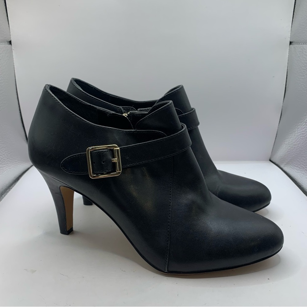 Vince Camuto Vonilesa Black Leather Buckle Zipper Ankle Bootie
